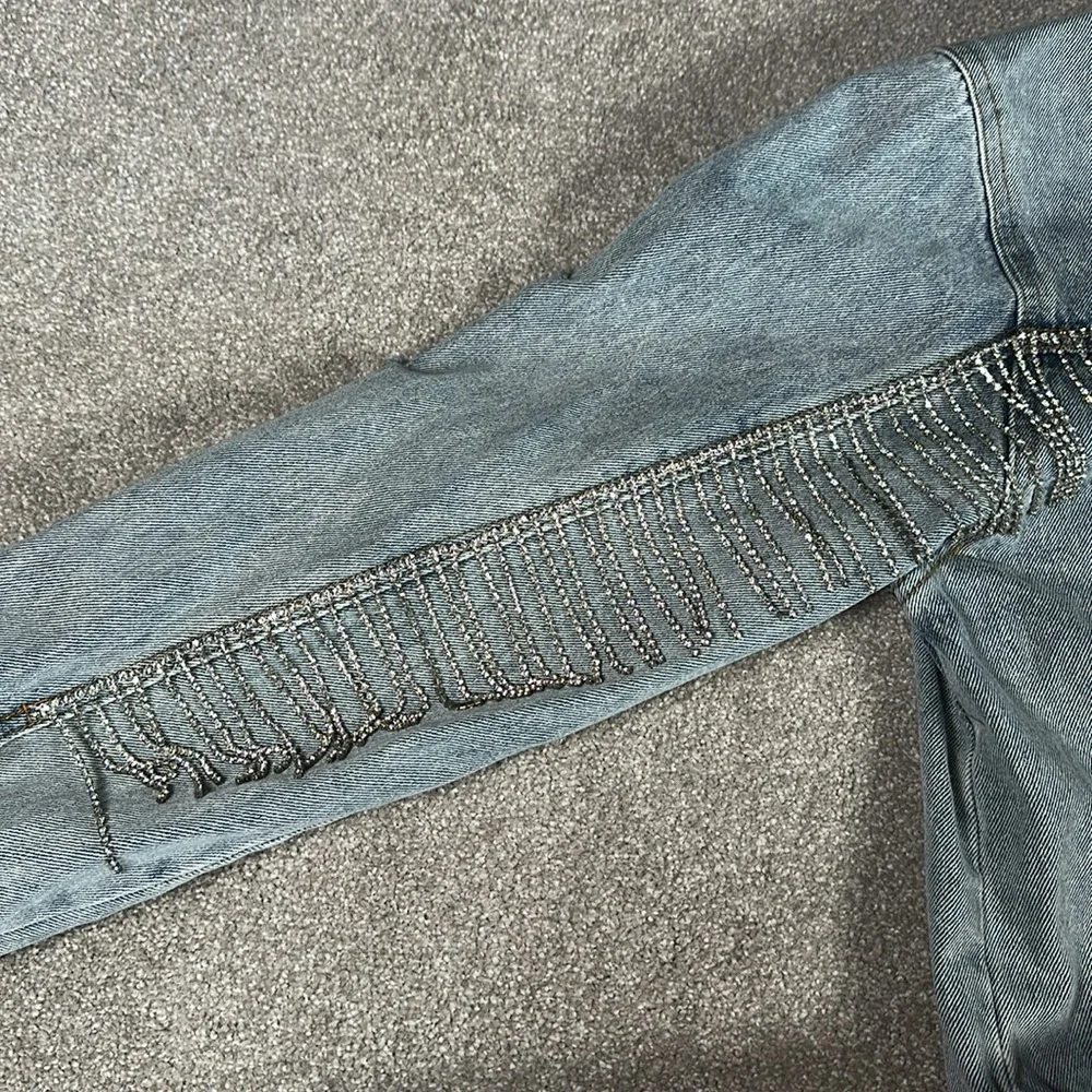 Distressed, rhinestone, fringe, jean jacket,‎ grunge, punk band rock